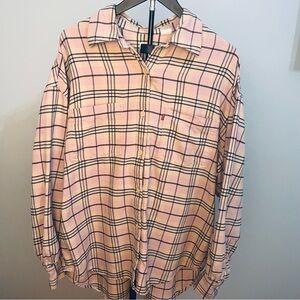 Levi’s Pink Plaid Button-Down Shirt | Size